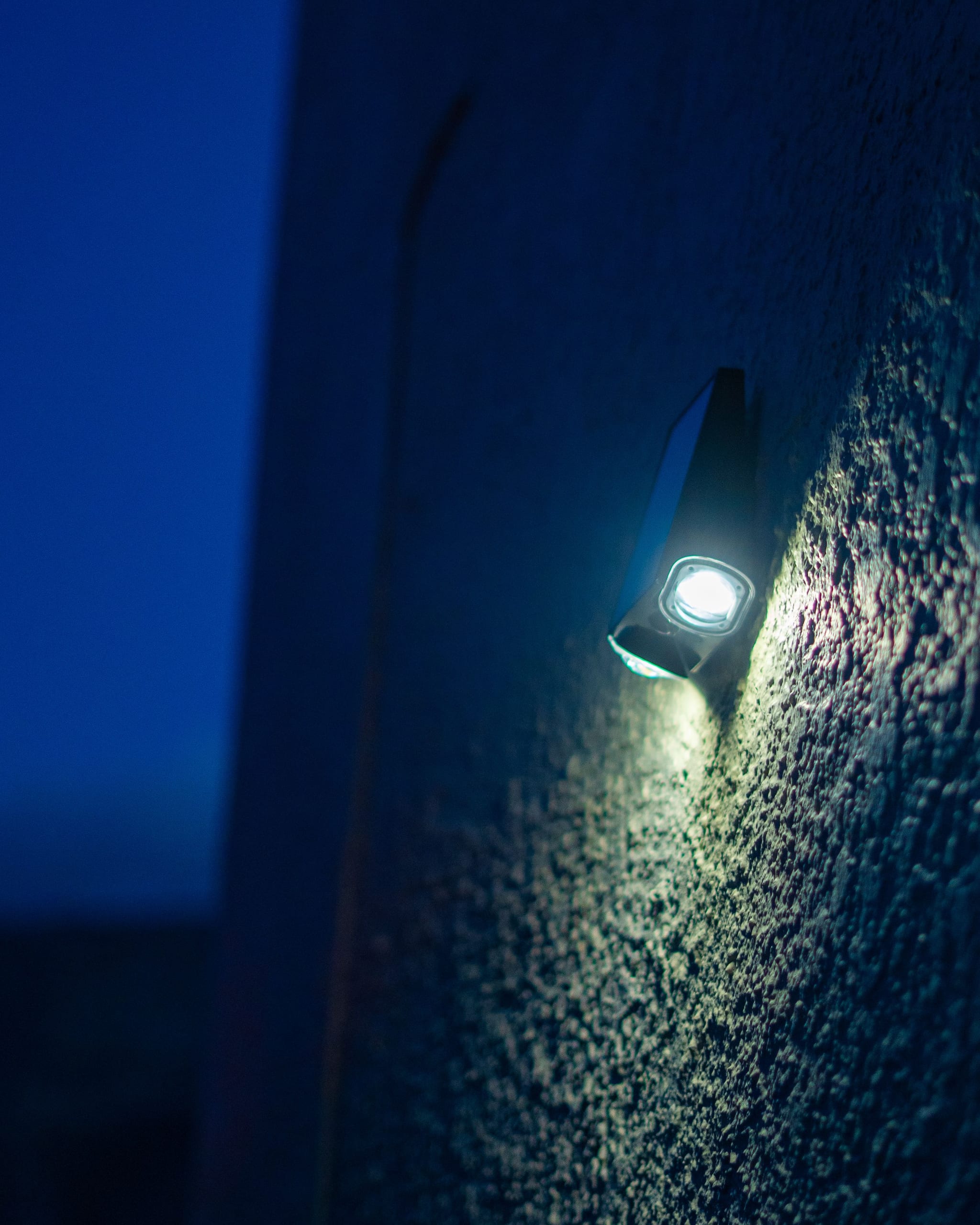 SOLIGHT NOVA Solar Security Wall Light (SWL-NOVA)